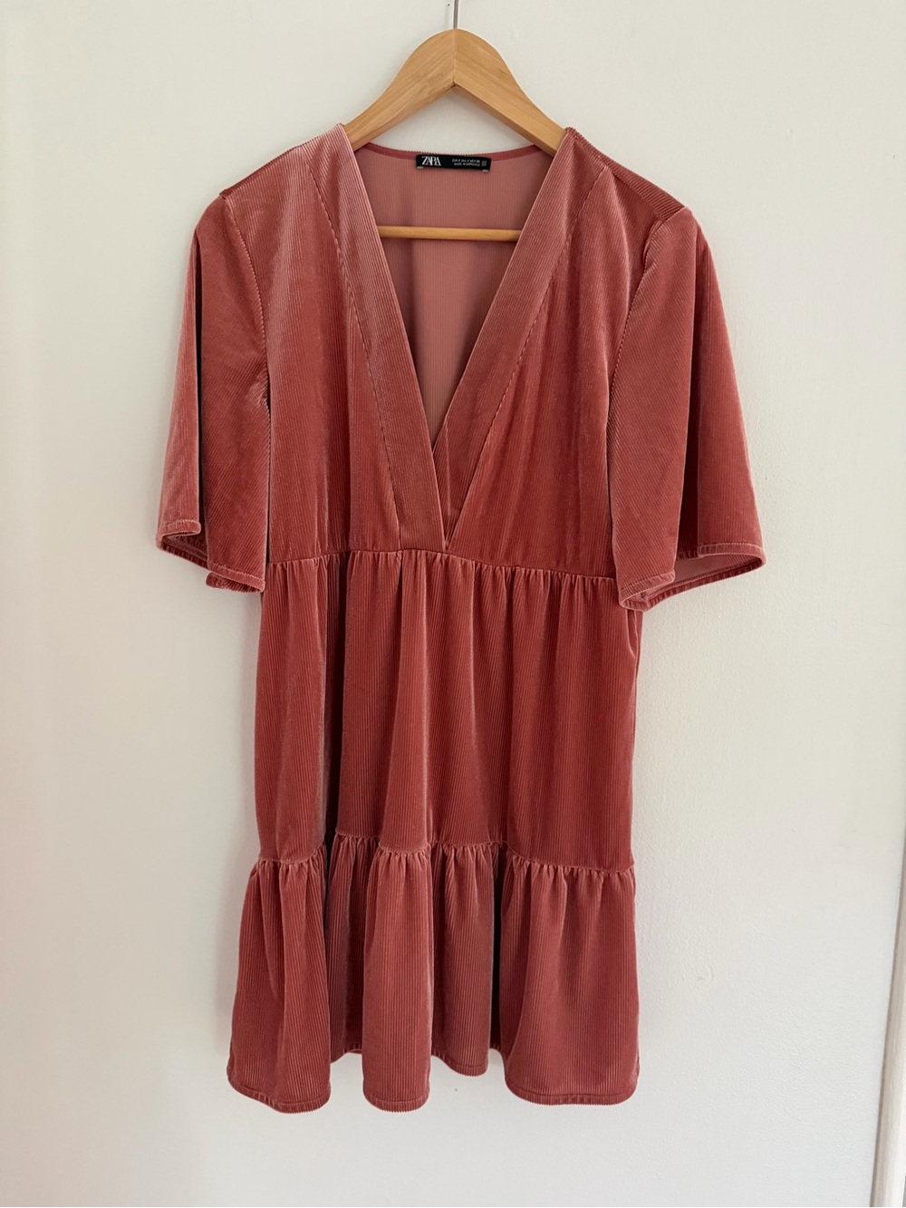 Zara Dusty Rose Ribbed V-Neck Dress